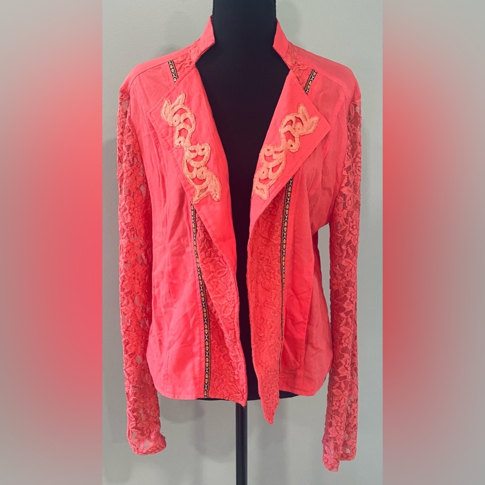 Daytrip Embroidered Lace Cardigan with Pockets